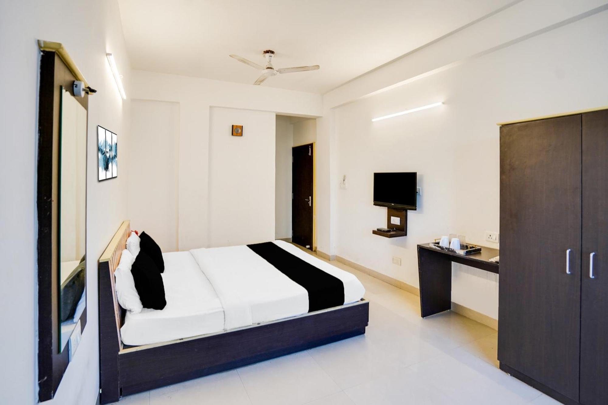 Hotel O Danish Nagar Hosangabad Rd โบปาล ภายนอก รูปภาพ