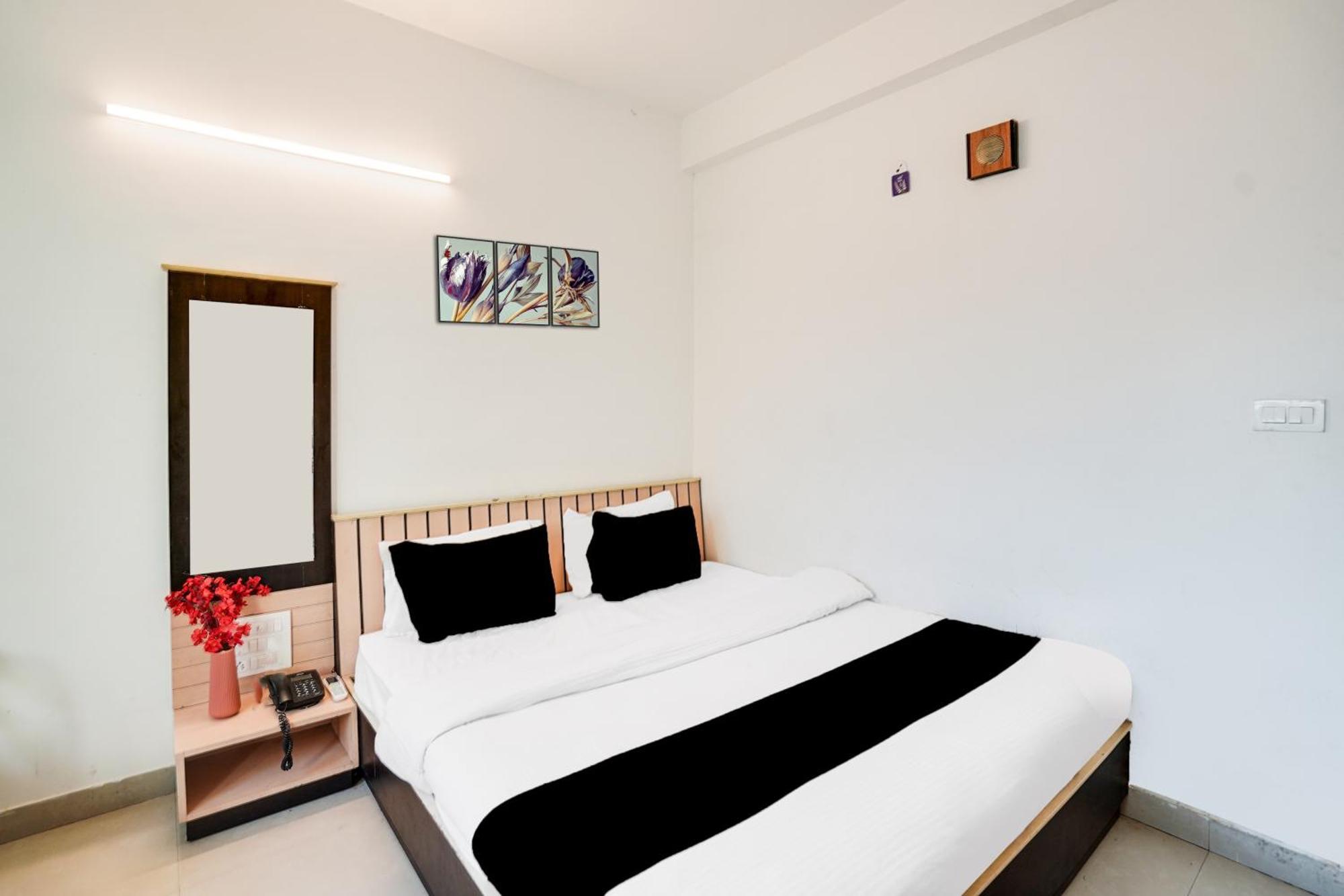 Hotel O Danish Nagar Hosangabad Rd โบปาล ภายนอก รูปภาพ