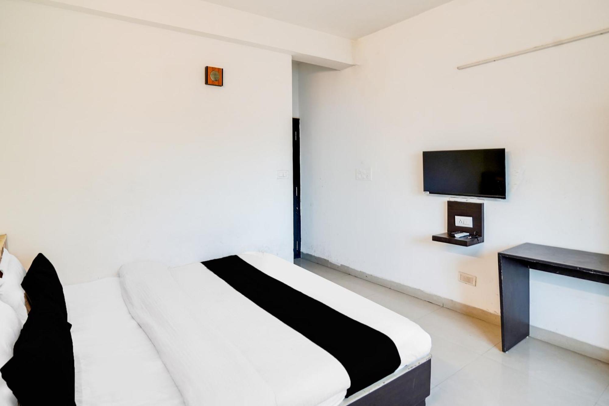 Hotel O Danish Nagar Hosangabad Rd โบปาล ภายนอก รูปภาพ